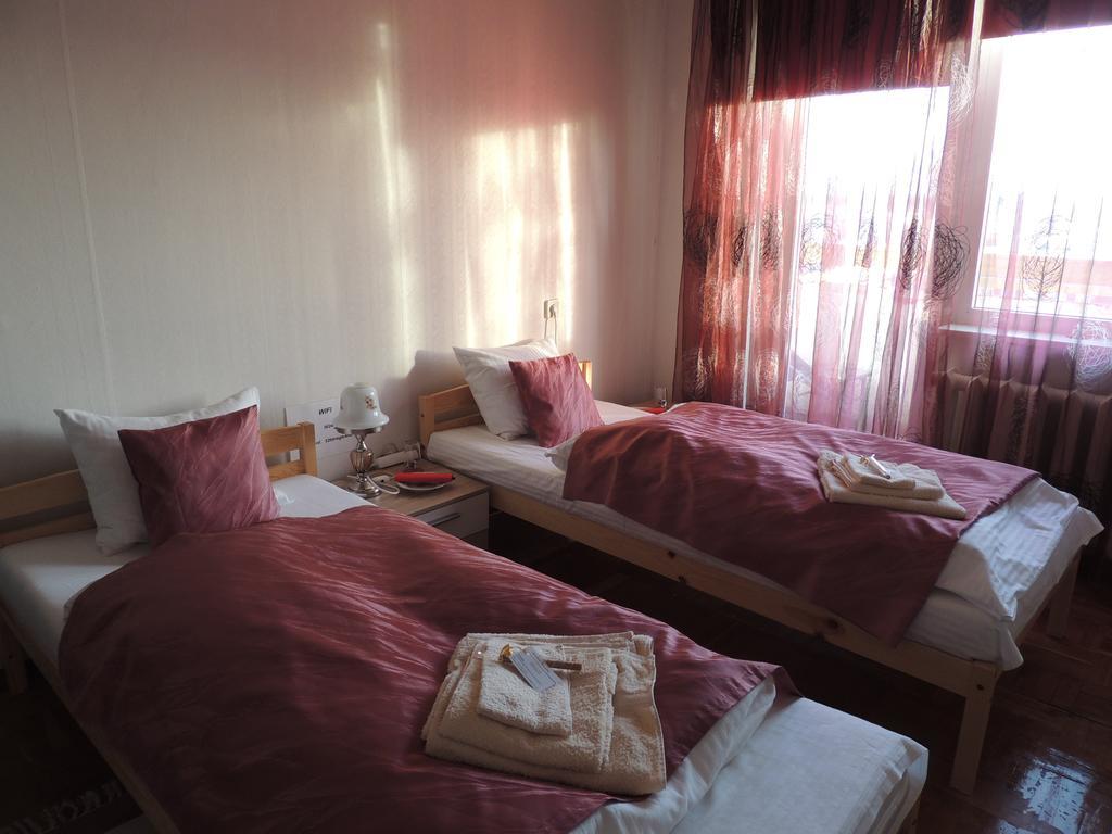 Kivilinna Homestay Lohkva Luaran gambar